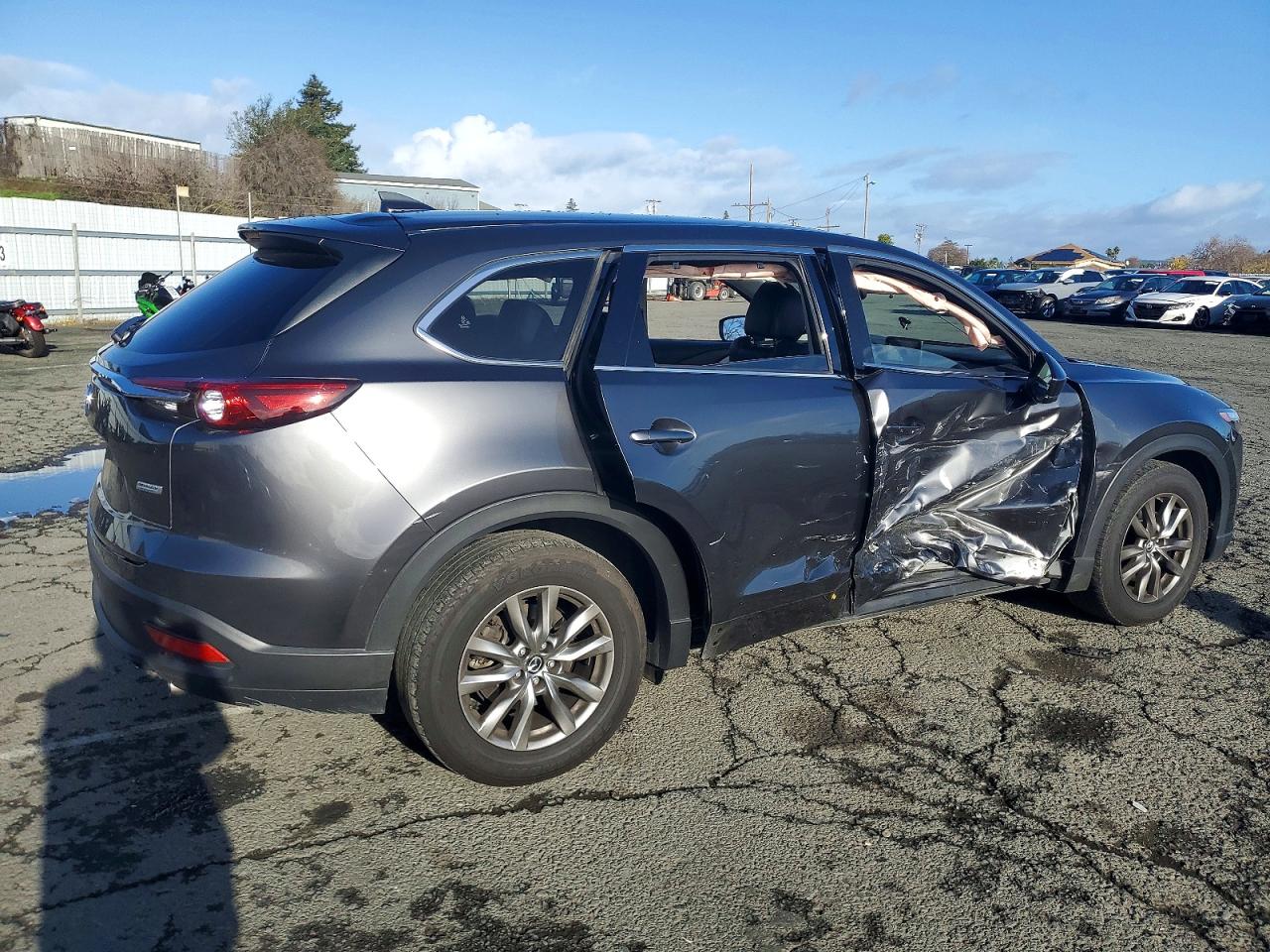 2018 MAZDA CX-9 TOURING photo 3
