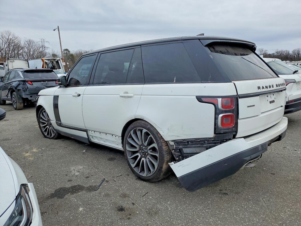 2018 LAND ROVER RANGE ROVER SUPERCHARGED photo 2