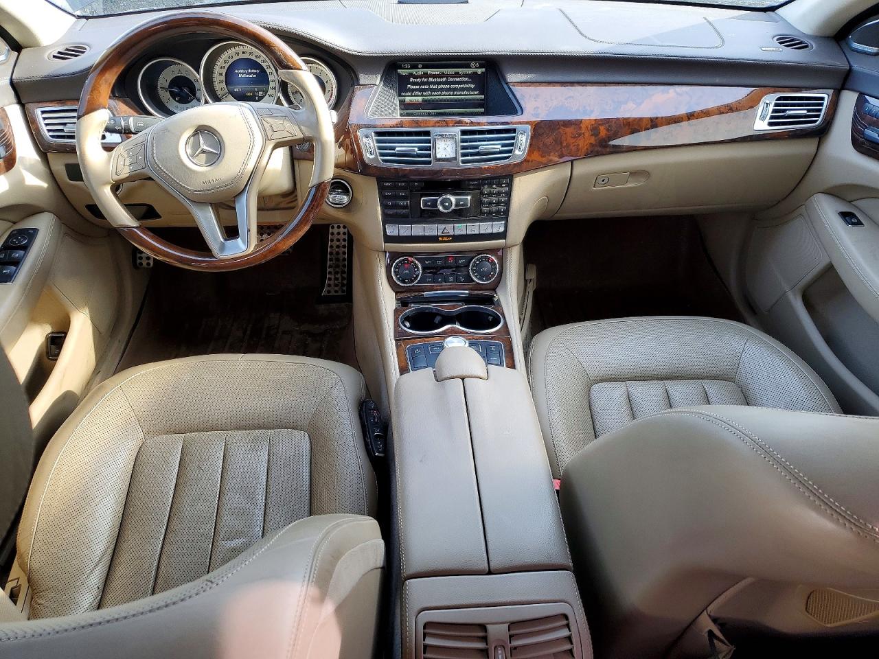 2014 MERCEDES-BENZ CLS 550 4MATIC photo 8