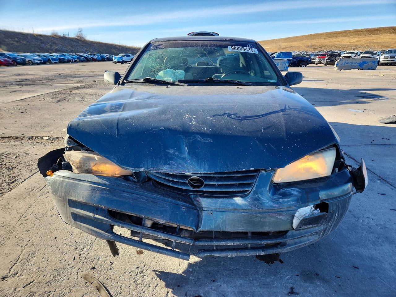 1997 TOYOTA CAMRY CE photo 9