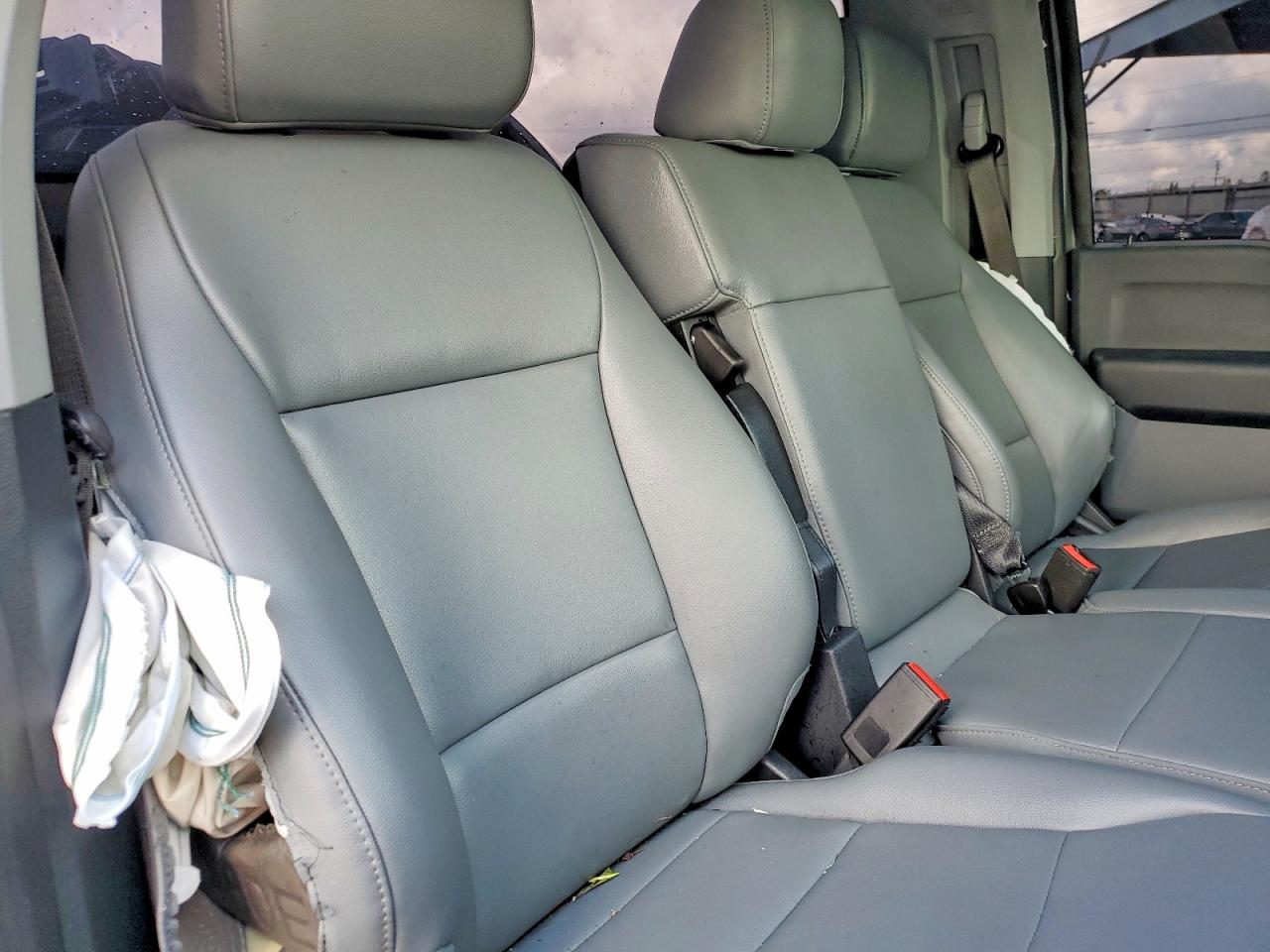 2025 FORD F150 XL photo 10