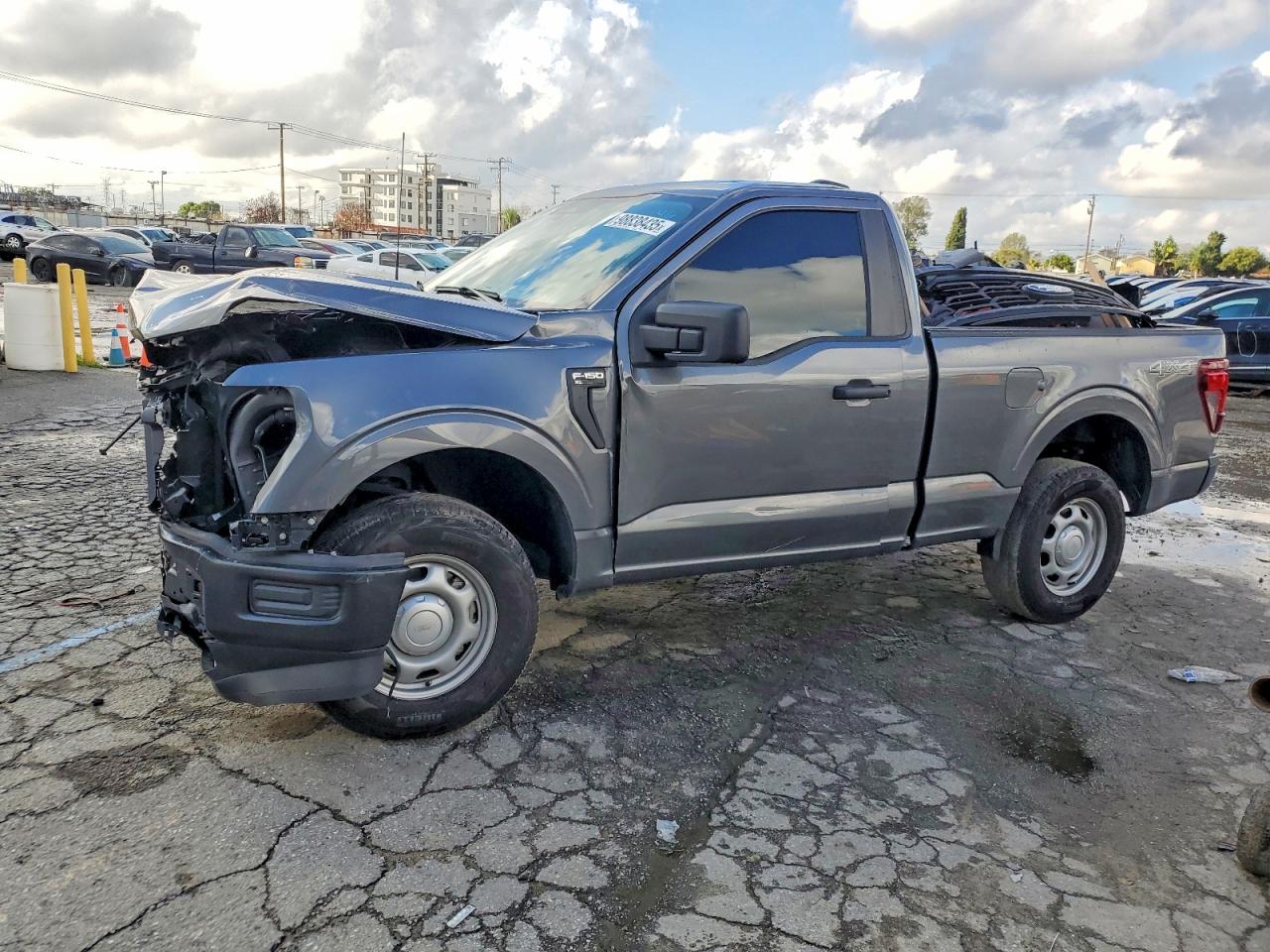 2025 FORD F150
