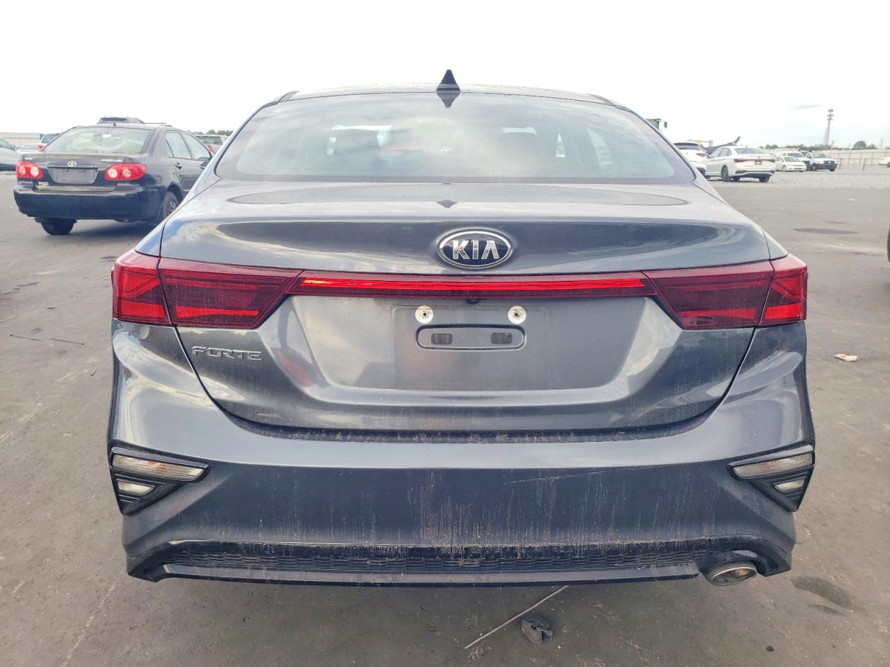 2021 KIA FORTE FE photo 6