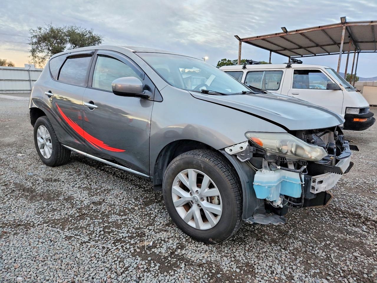 2014 NISSAN MURANO S photo 4