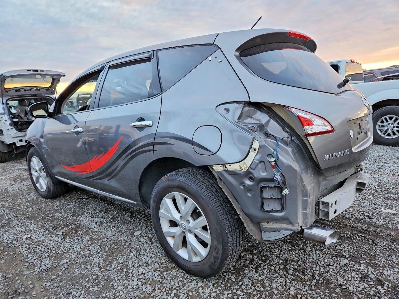 2014 NISSAN MURANO S photo 2