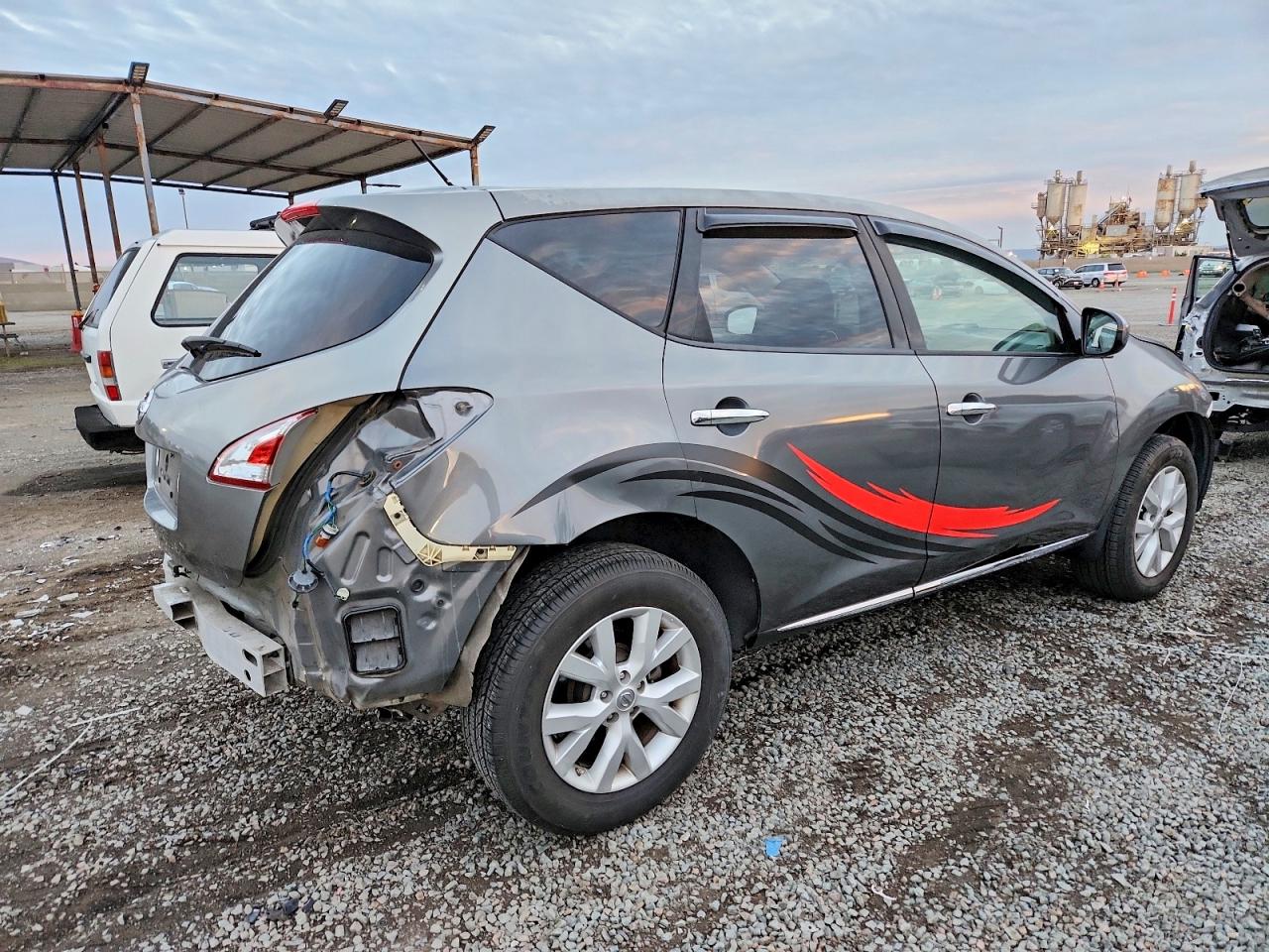 2014 NISSAN MURANO S photo 3