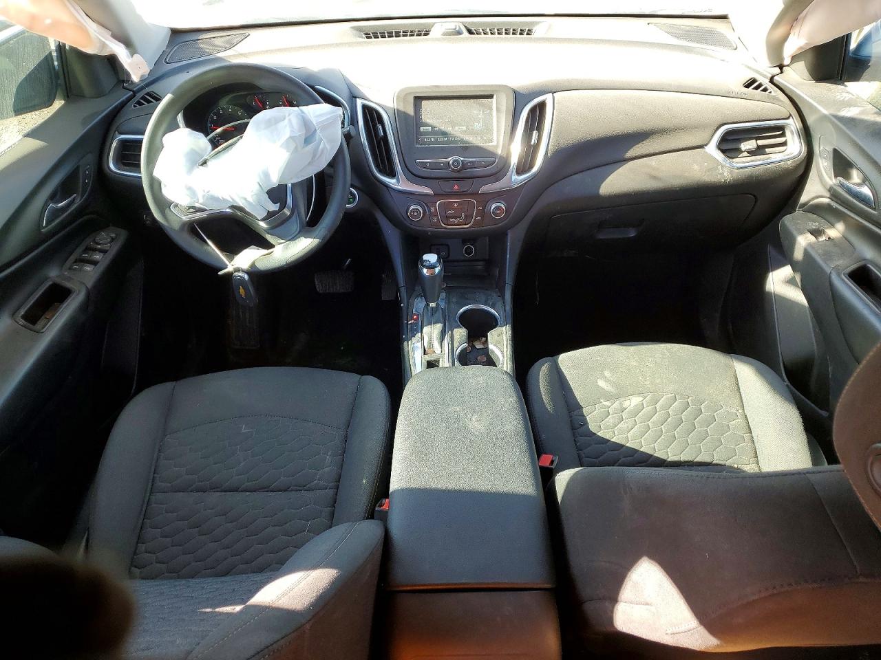 2018 CHEVROLET EQUINOX LT photo 8