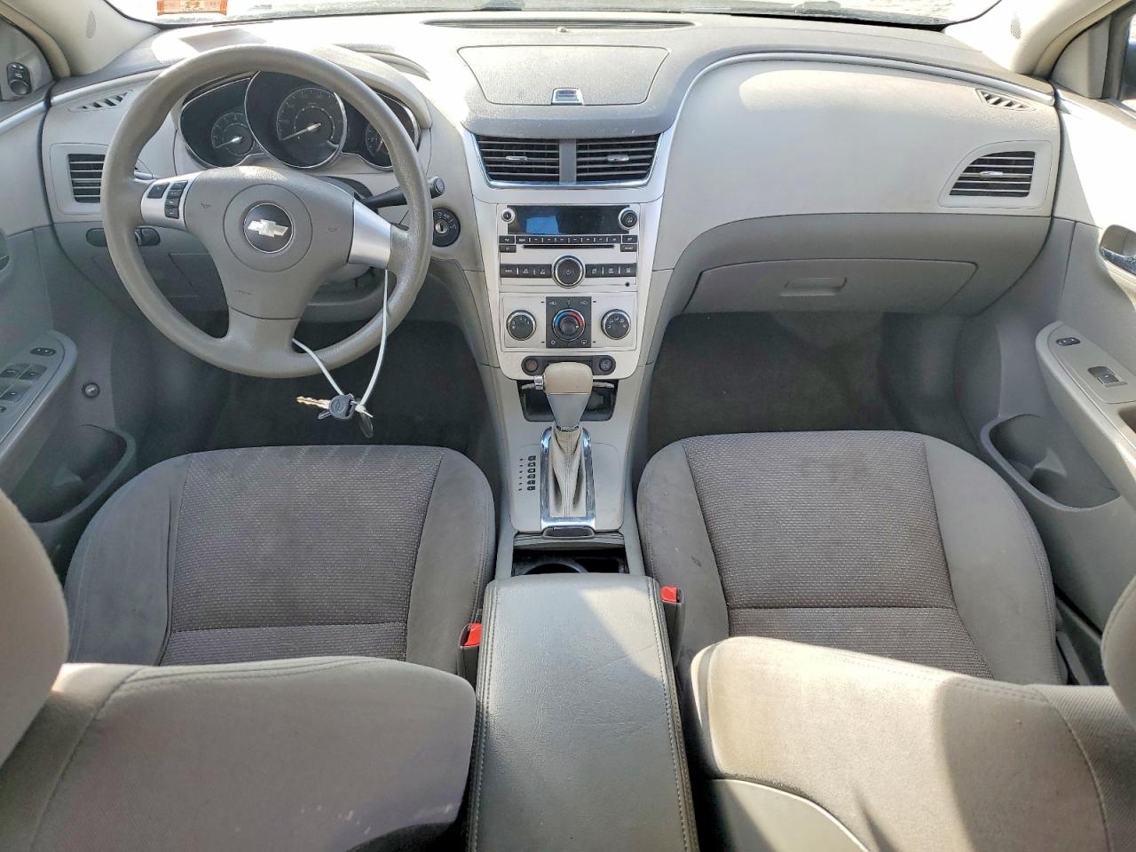 2009 CHEVROLET MALIBU LS photo 8