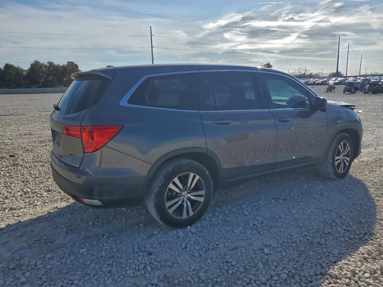 2016 HONDA PILOT EXL photo 3