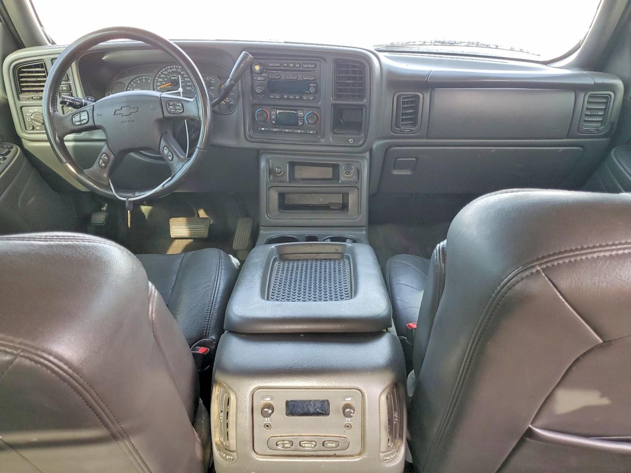 2004 CHEVROLET AVALANCHE K1500 photo 15