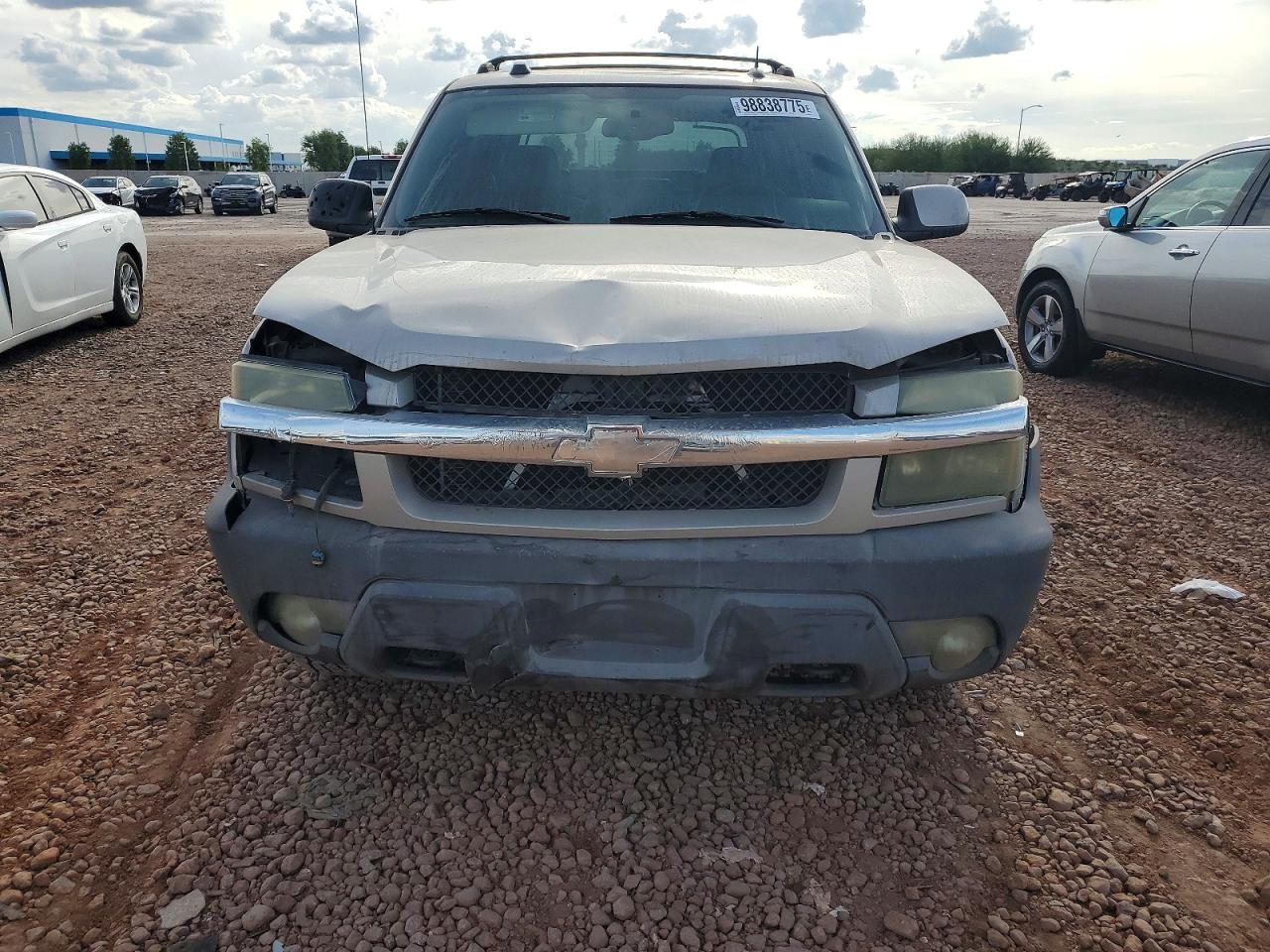 2004 CHEVROLET AVALANCHE K1500 photo 9