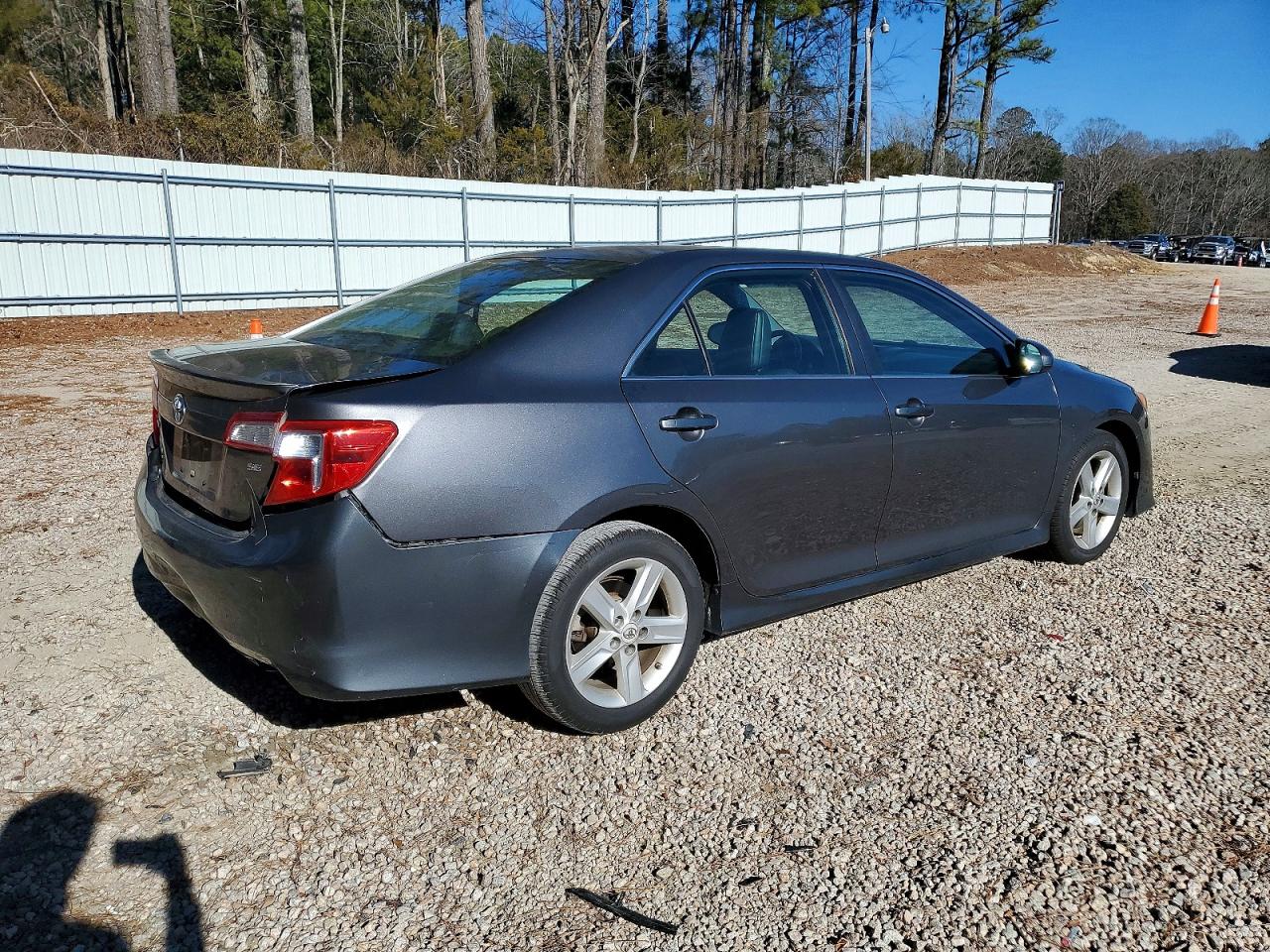 2012 TOYOTA CAMRY BASE photo 5