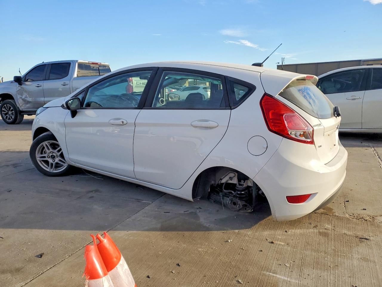 2019 FORD FIESTA SE photo 3