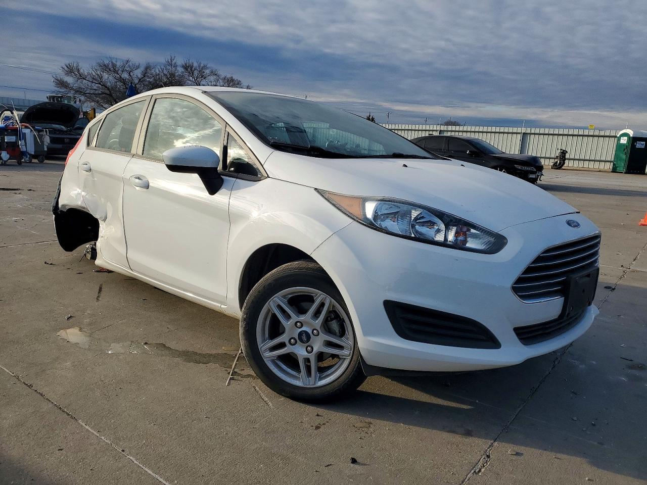 2019 FORD FIESTA SE photo 7