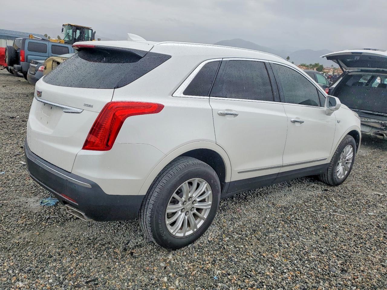 2018 CADILLAC XT5 photo 5