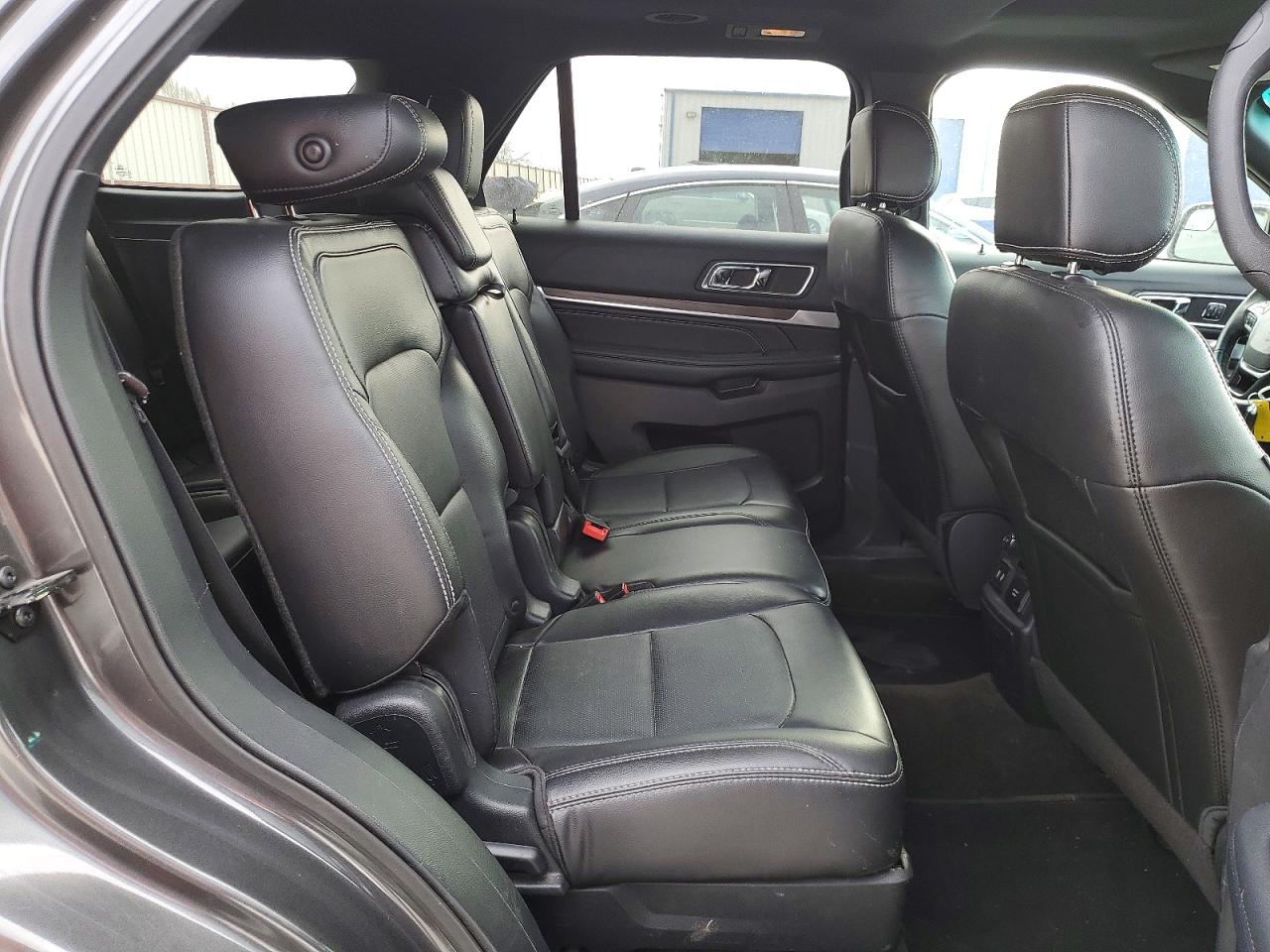 2017 FORD EXPLORER LIMITED photo 11