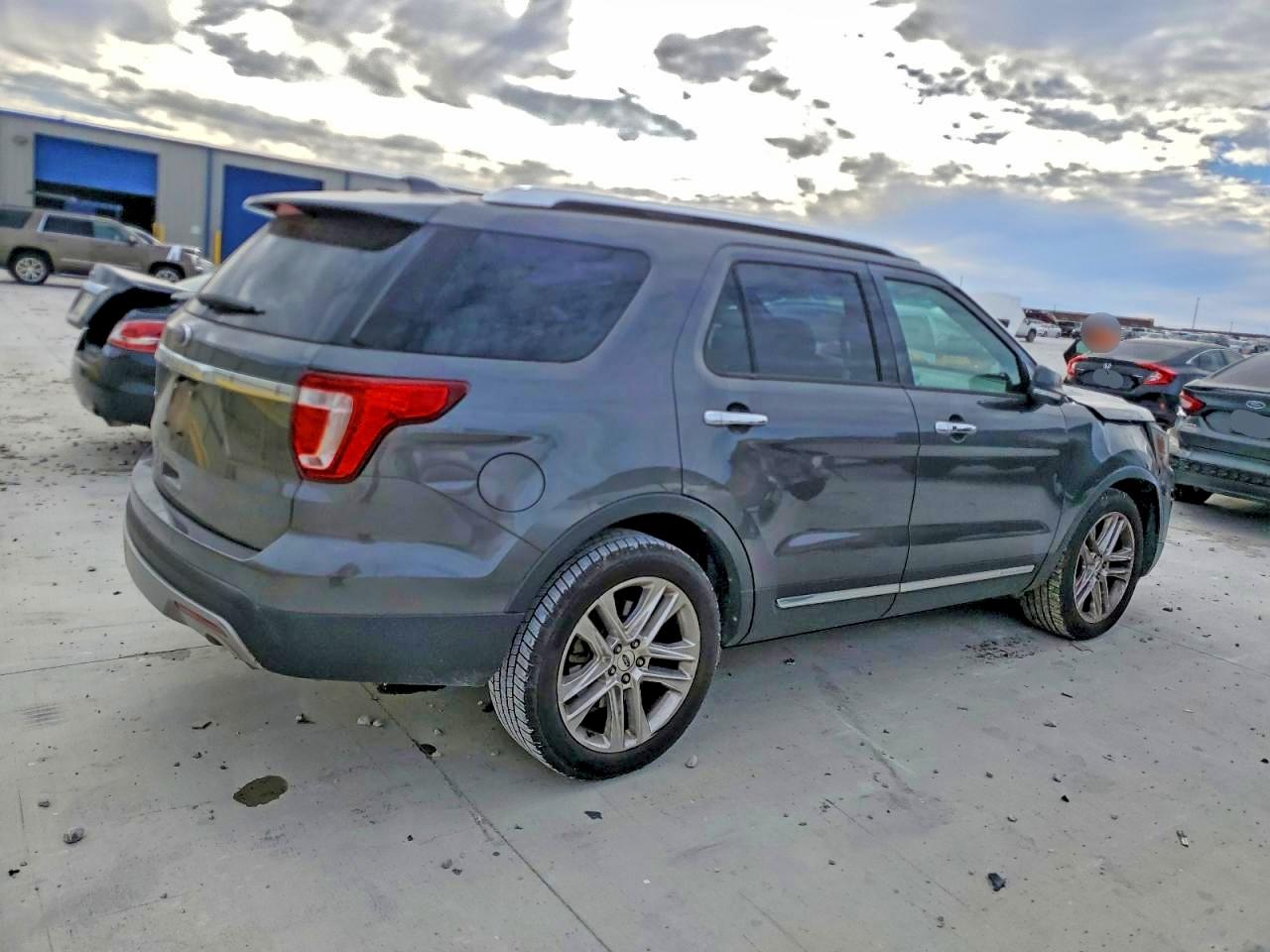2017 FORD EXPLORER LIMITED photo 3