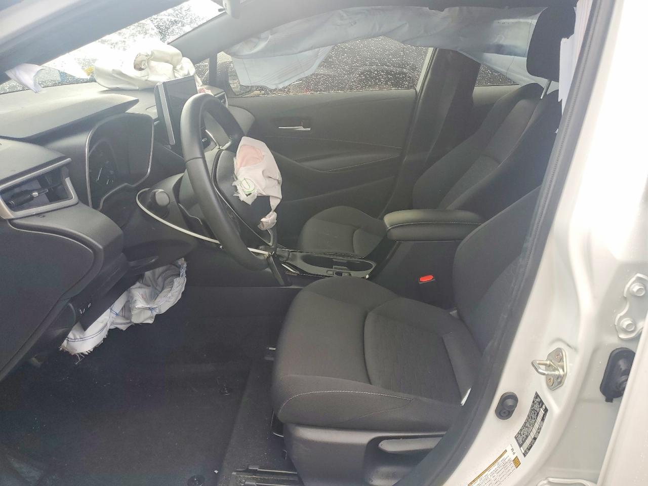2025 TOYOTA COROLLA SE photo 13