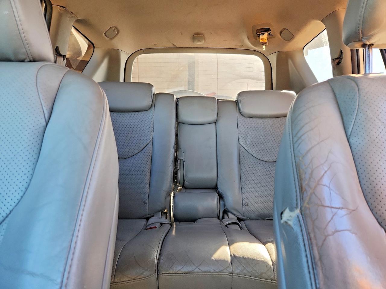 2010 TOYOTA RAV4 LIMITED photo 19