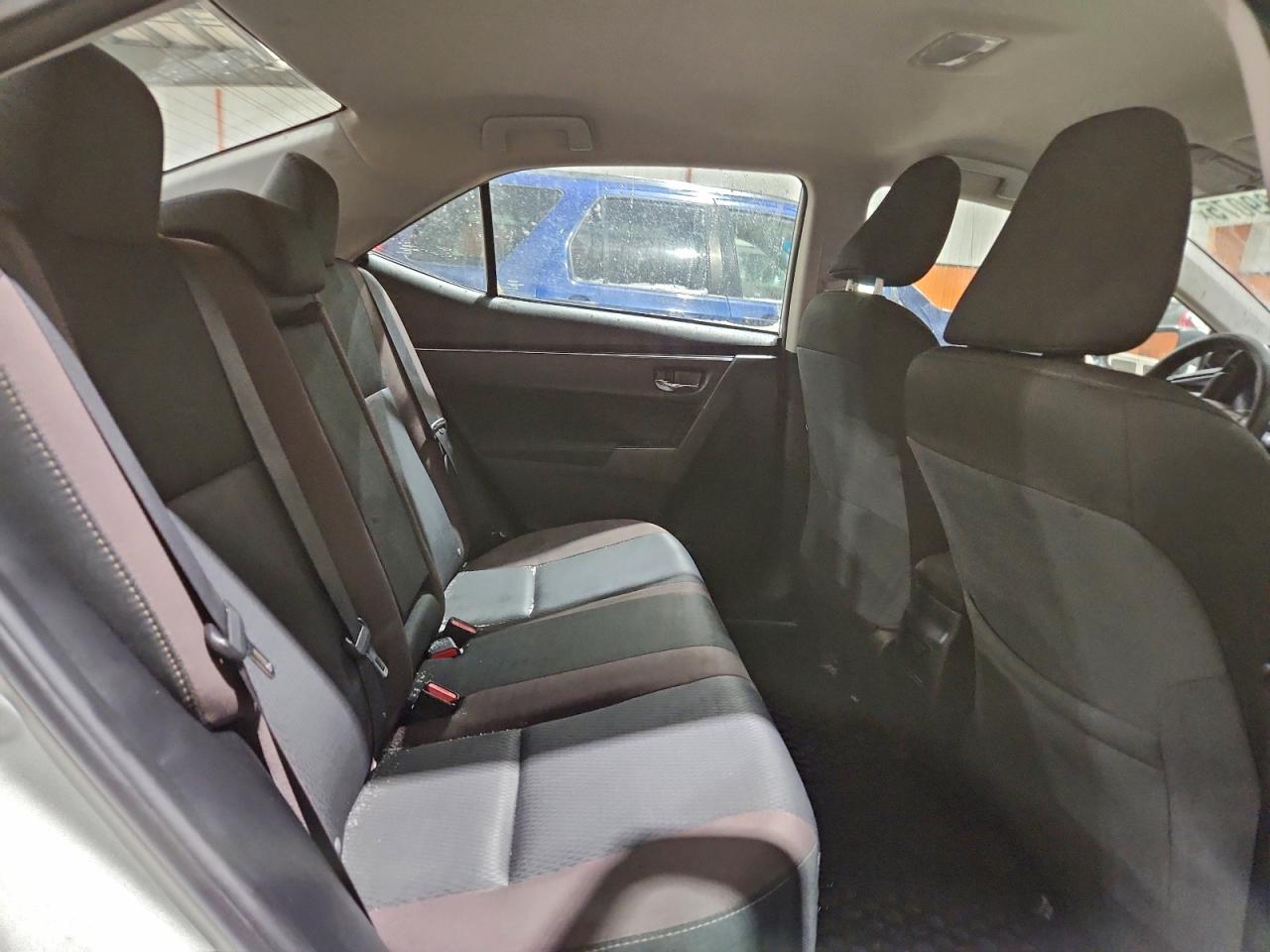 2017 TOYOTA COROLLA L photo 10