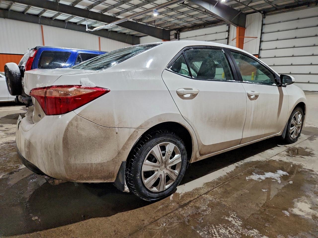 2017 TOYOTA COROLLA L photo 3