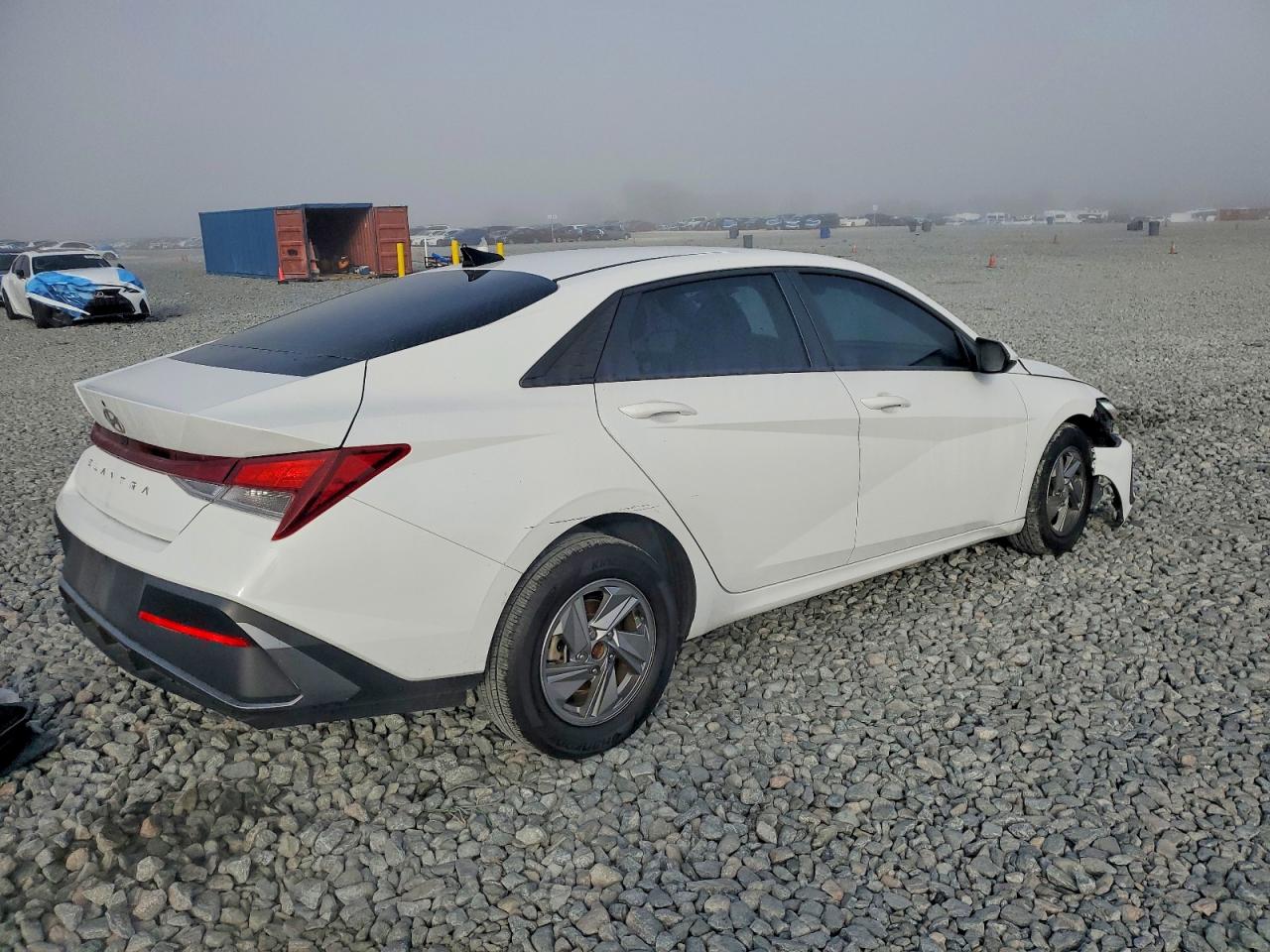 2024 HYUNDAI ELANTRA SE photo 3