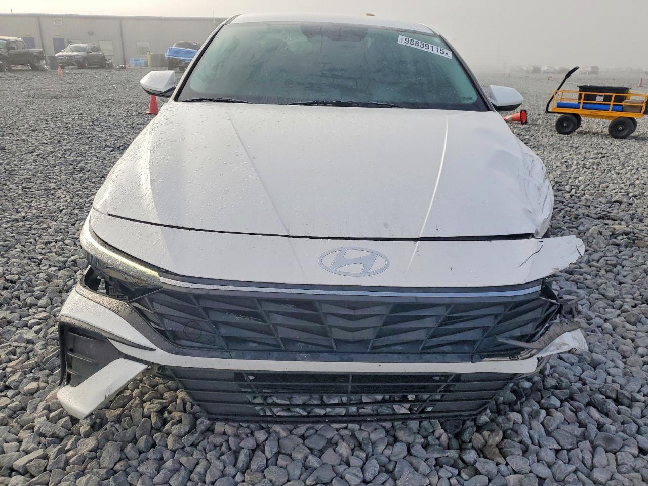 2024 HYUNDAI ELANTRA SE photo 5