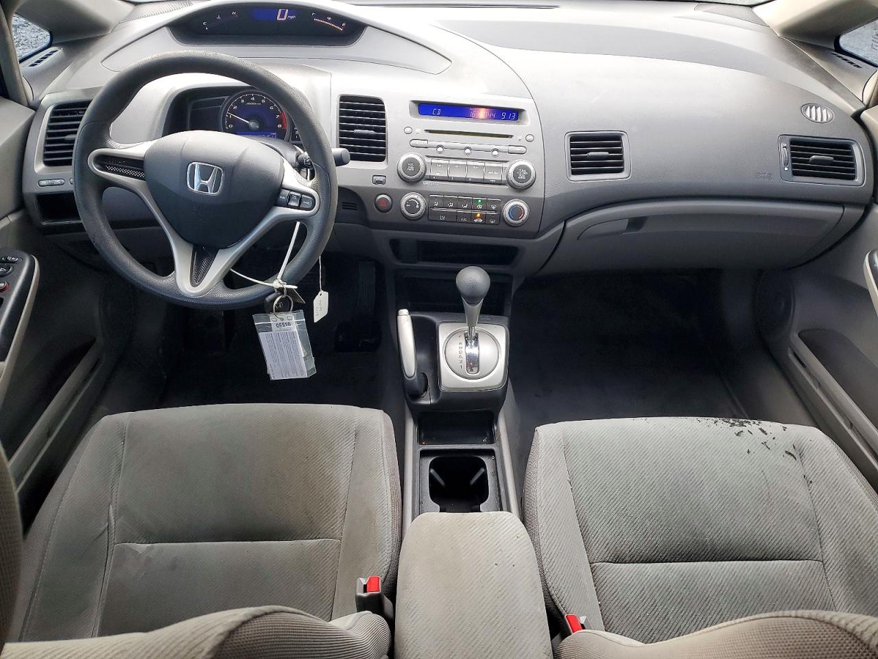 2010 HONDA CIVIC LX photo 8