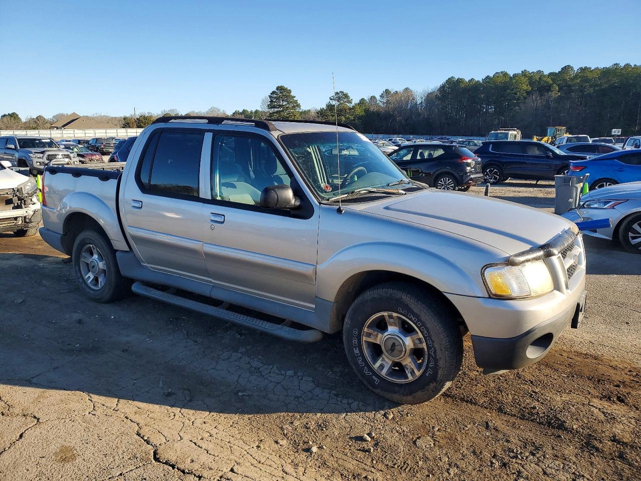 2004 FORD EXPLORER SPORT TRAC photo 4