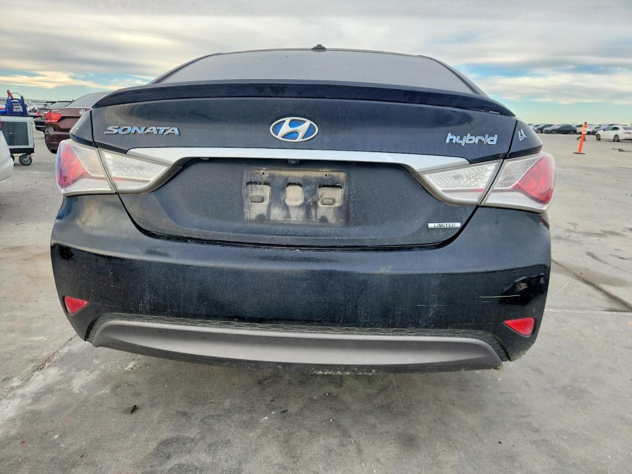2013 HYUNDAI SONATA HYBRID photo 11