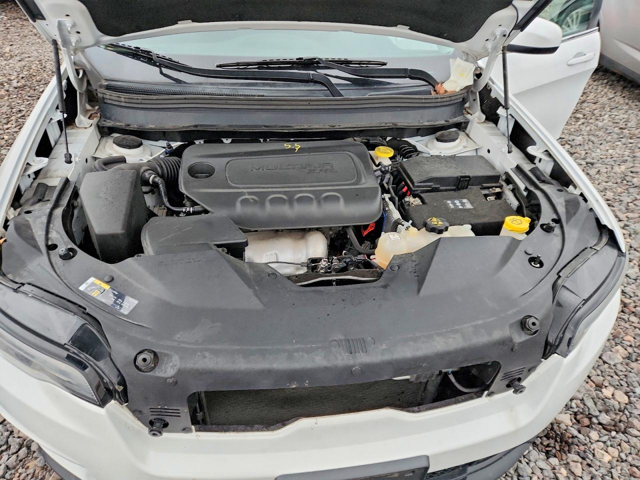 2019 JEEP CHEROKEE LATITUDE photo 11
