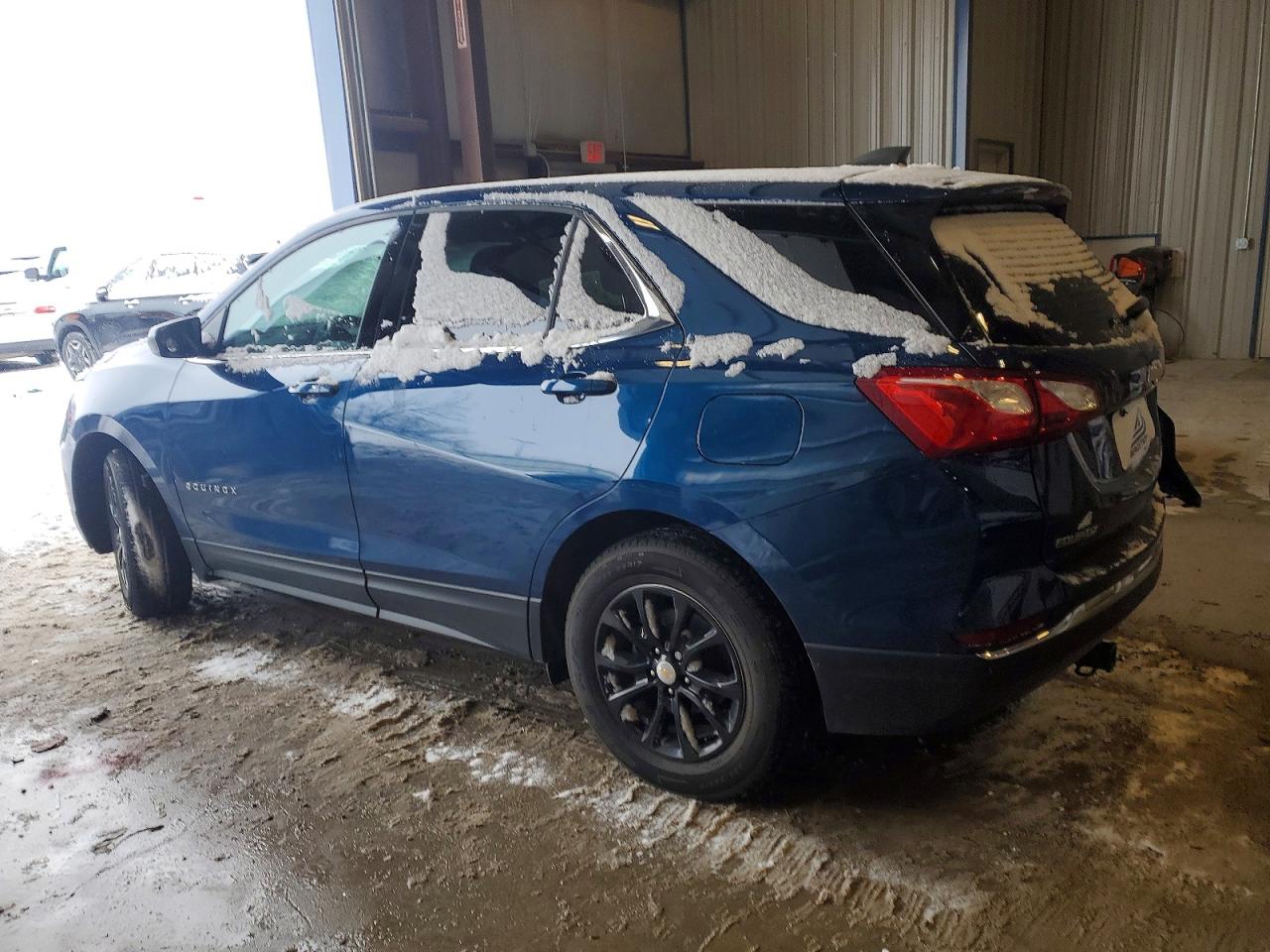 2020 CHEVROLET EQUINOX LT photo 2