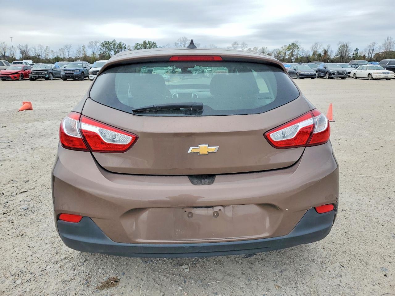 2019 CHEVROLET CRUZE LS photo 16