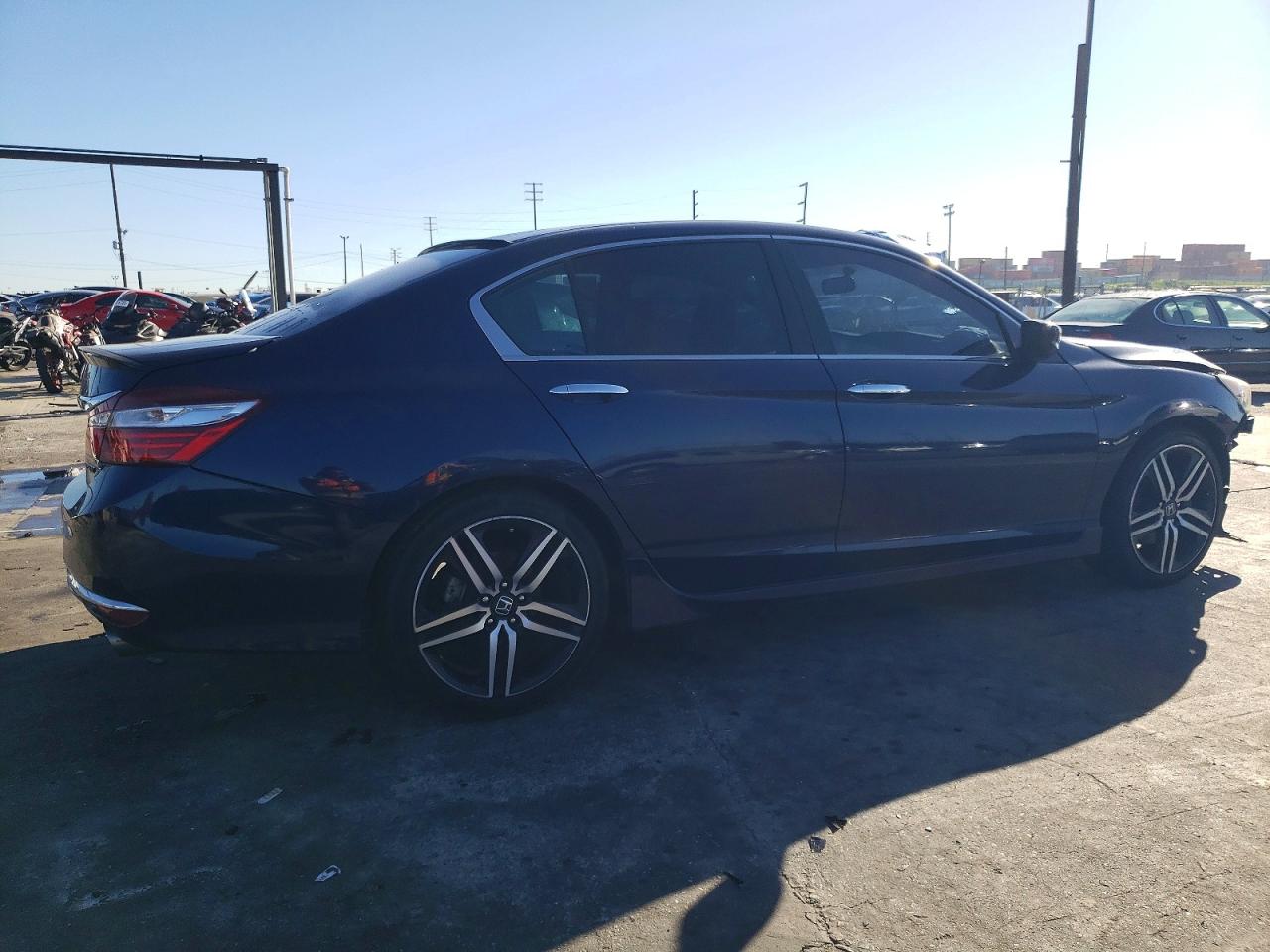 2016 HONDA ACCORD SPORT photo 7