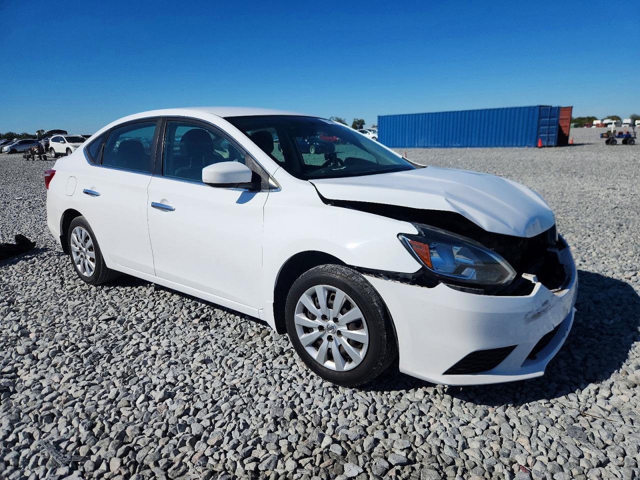 2019 NISSAN SENTRA S photo 4