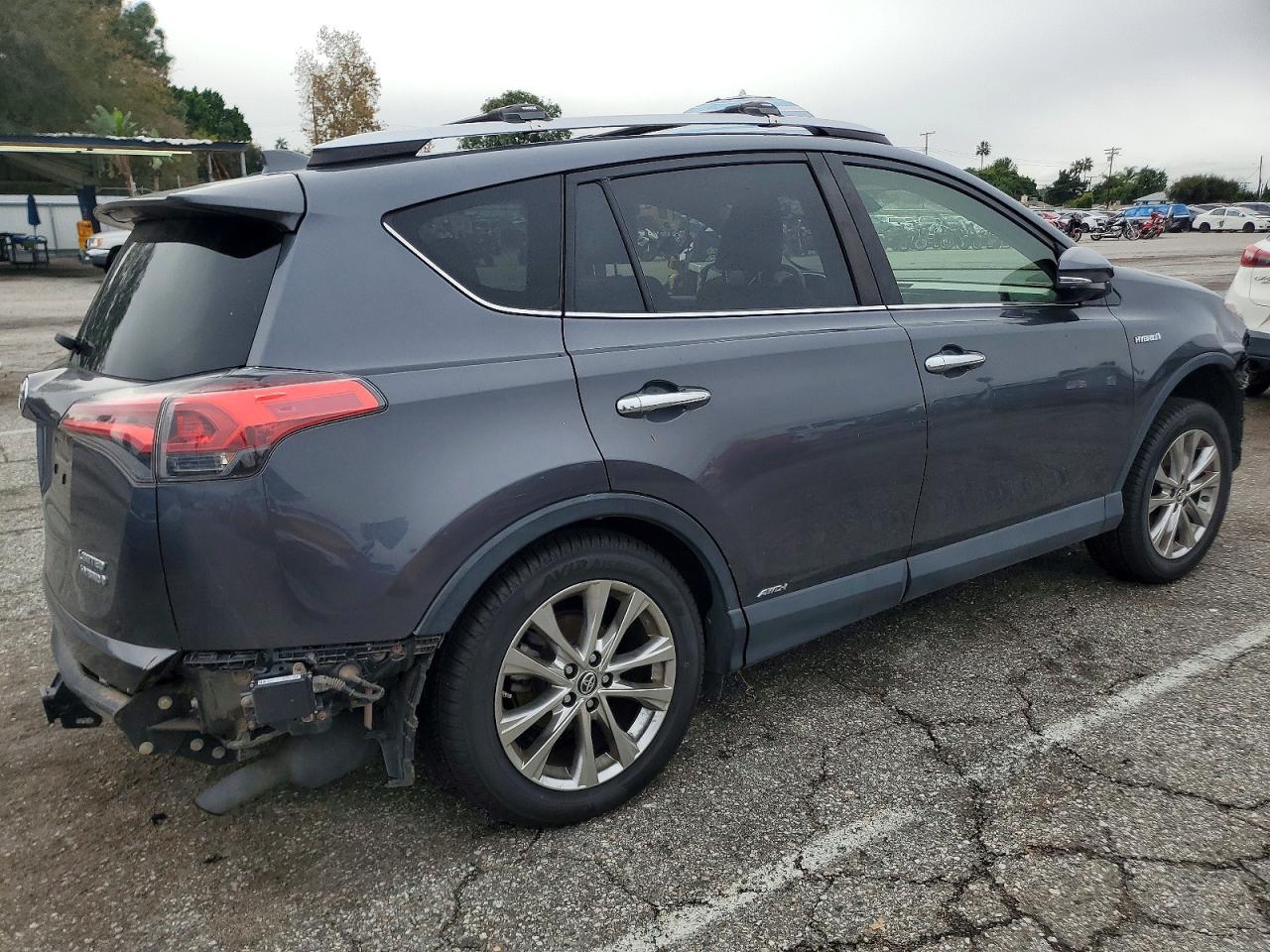 2016 TOYOTA RAV4 HV LIMITED photo 3