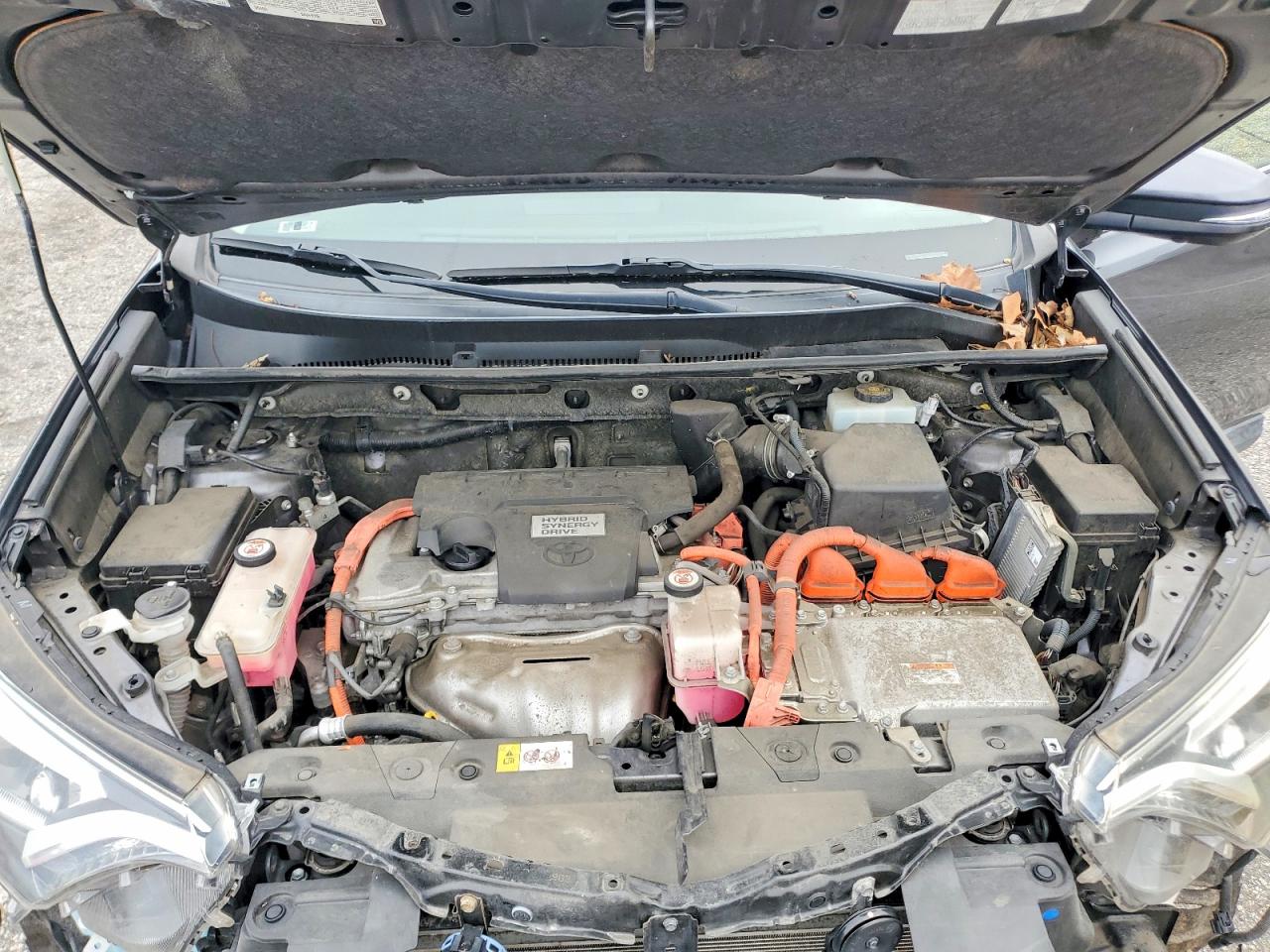 2016 TOYOTA RAV4 HV LIMITED photo 12