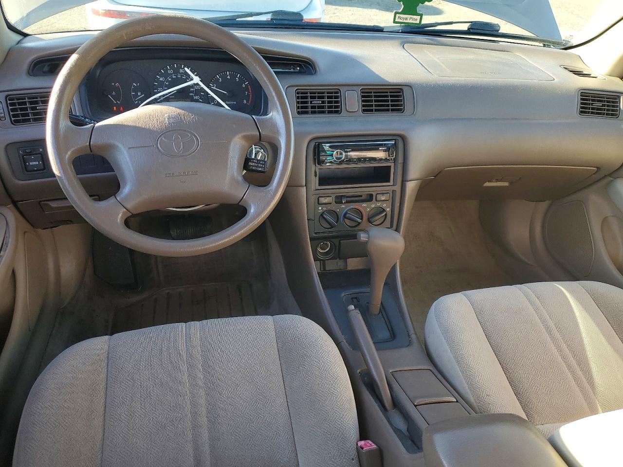 1999 TOYOTA CAMRY CE photo 8