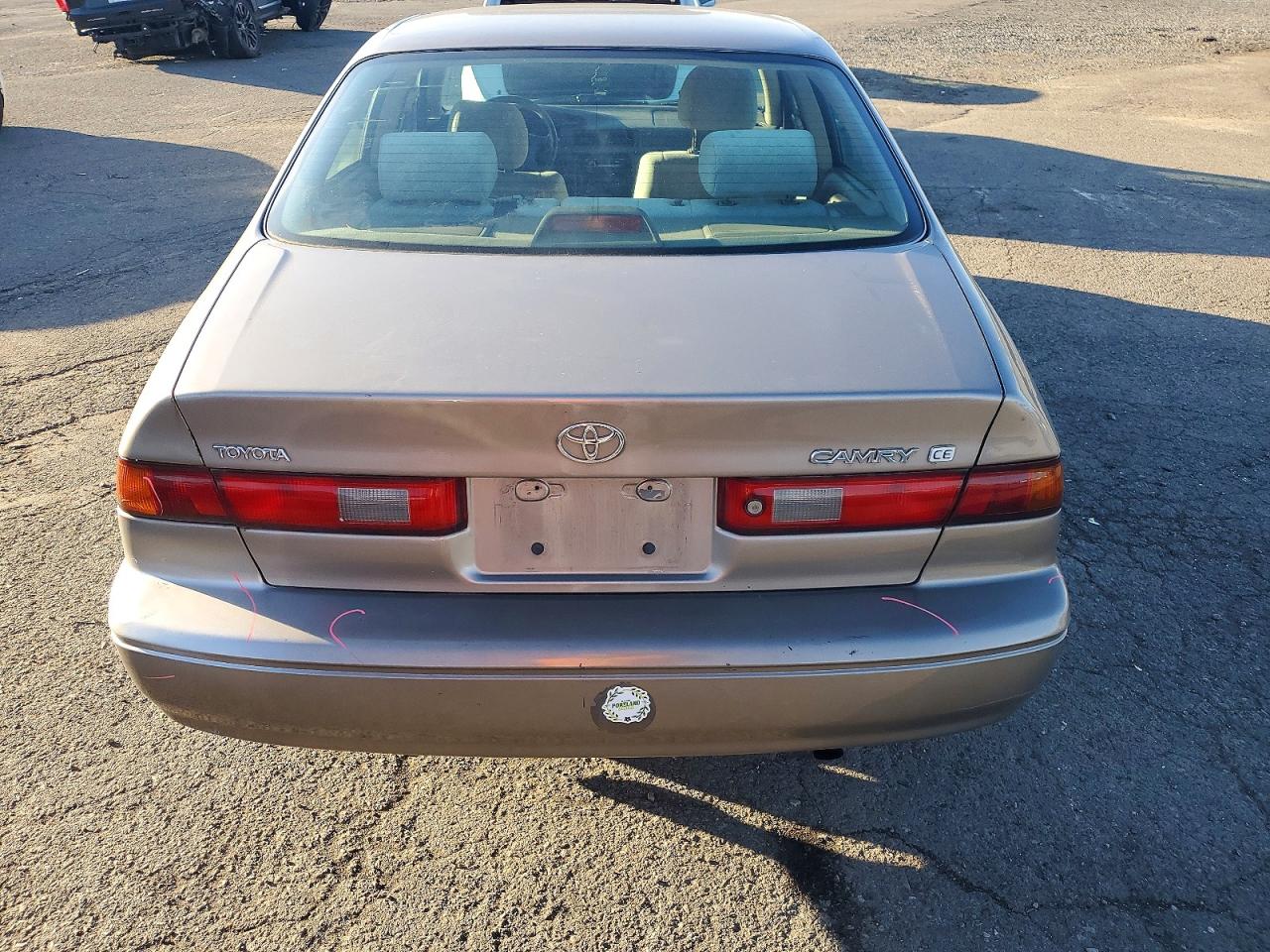 1999 TOYOTA CAMRY CE photo 6