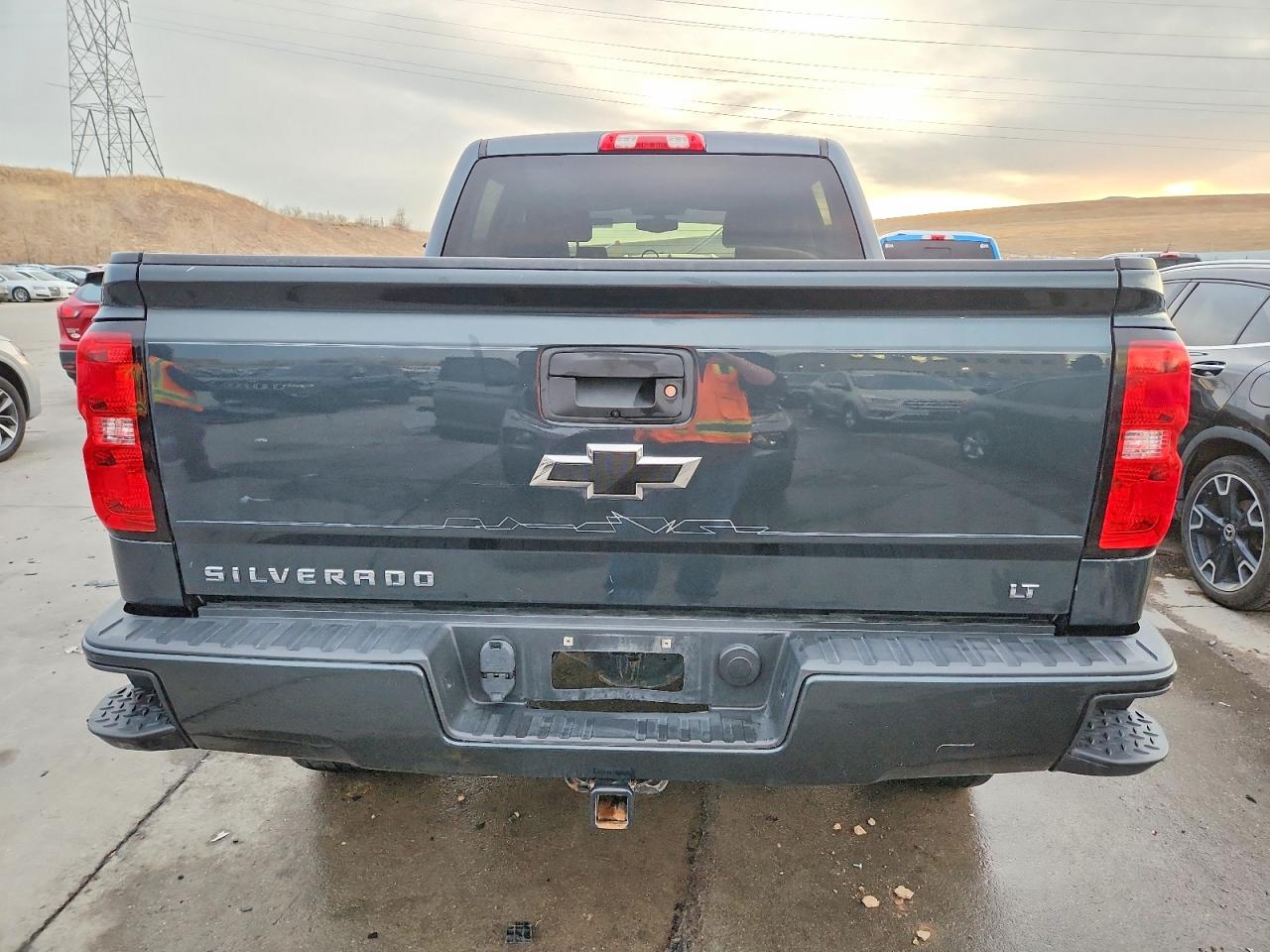 2018 CHEVROLET SILVERADO K1500 LT photo 6