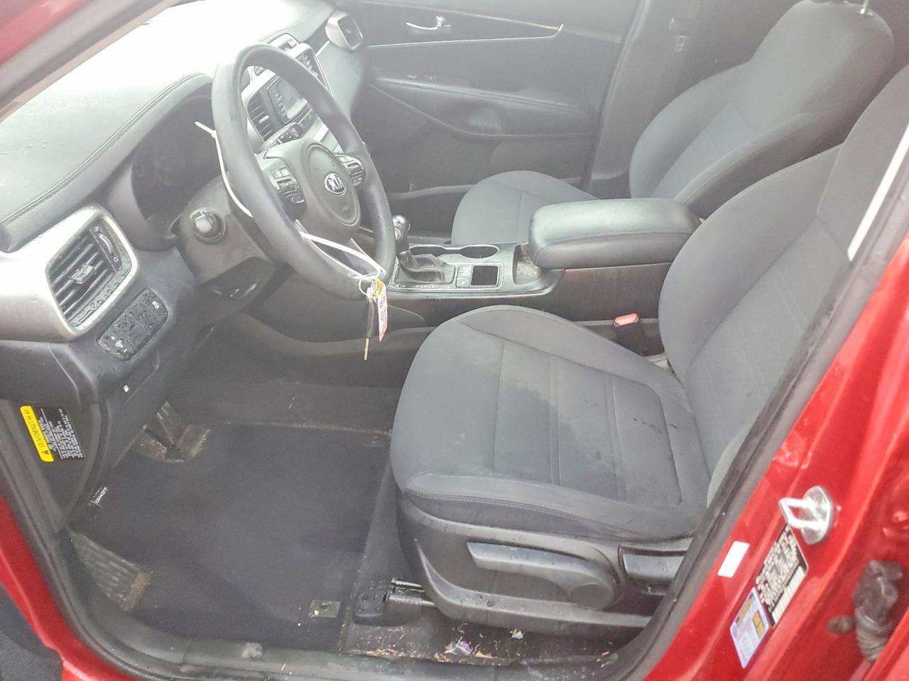 2017 KIA SORENTO LX photo 7