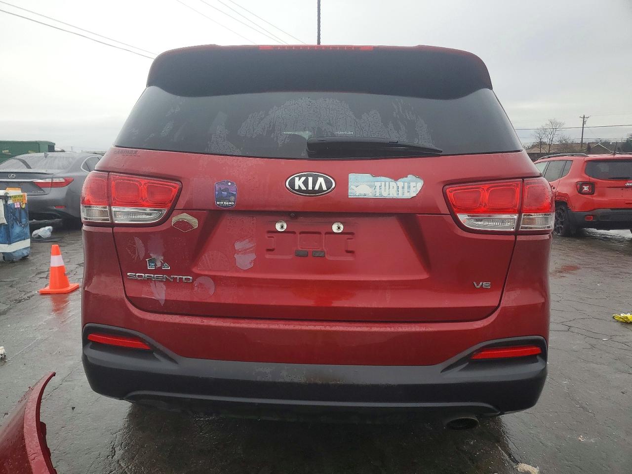 2017 KIA SORENTO LX photo 6