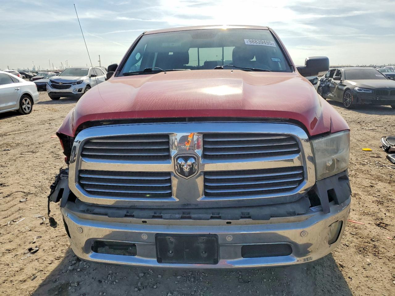 2015 RAM 1500 SLT photo 9