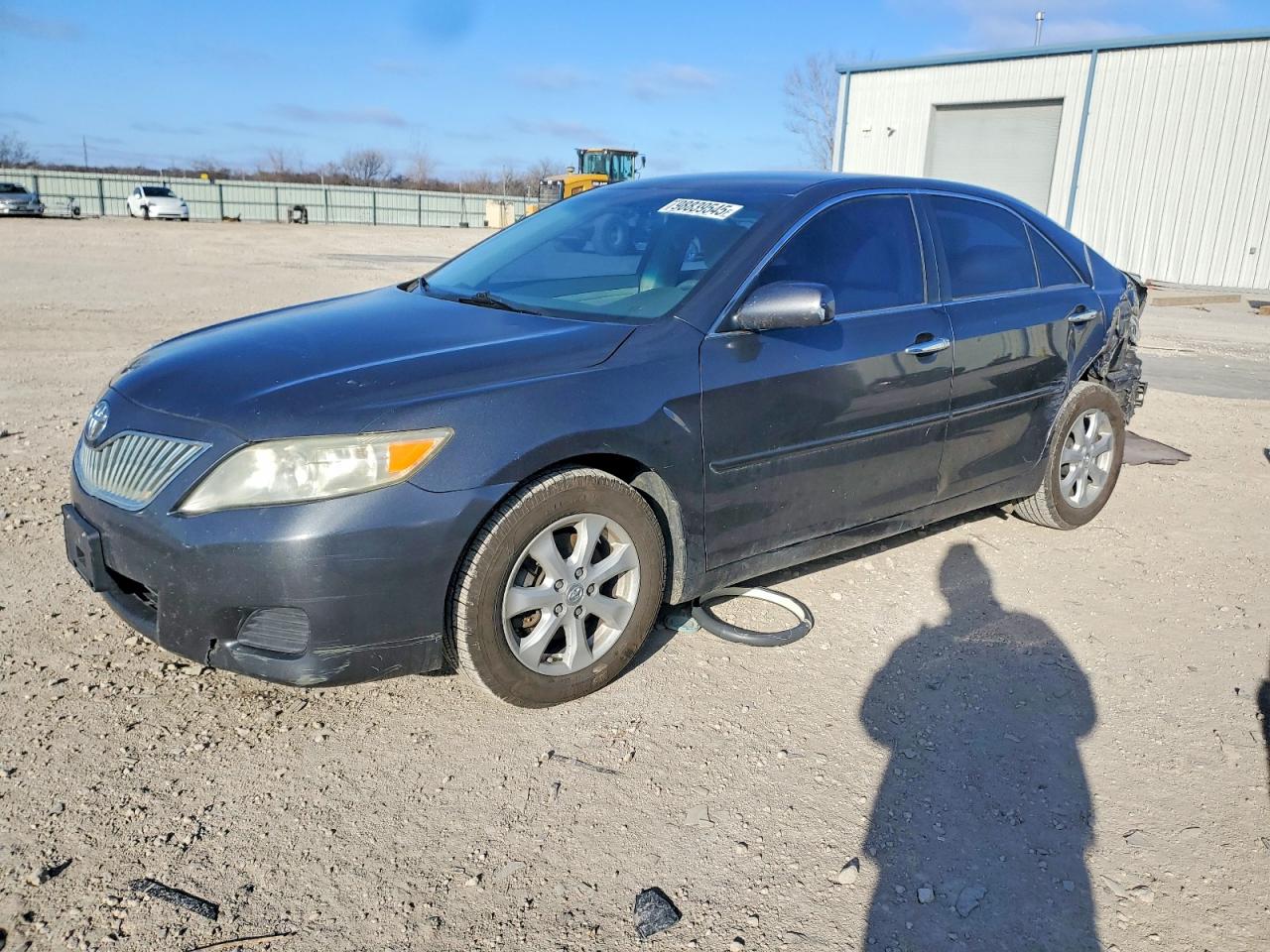 2011 TOYOTA CAMRY