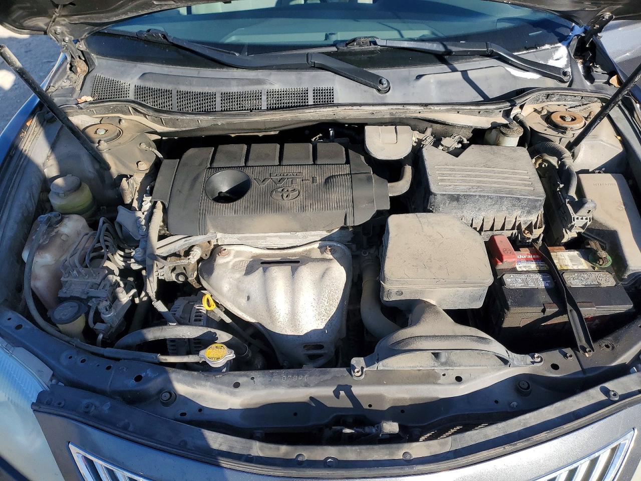 2011 TOYOTA CAMRY BASE photo 11