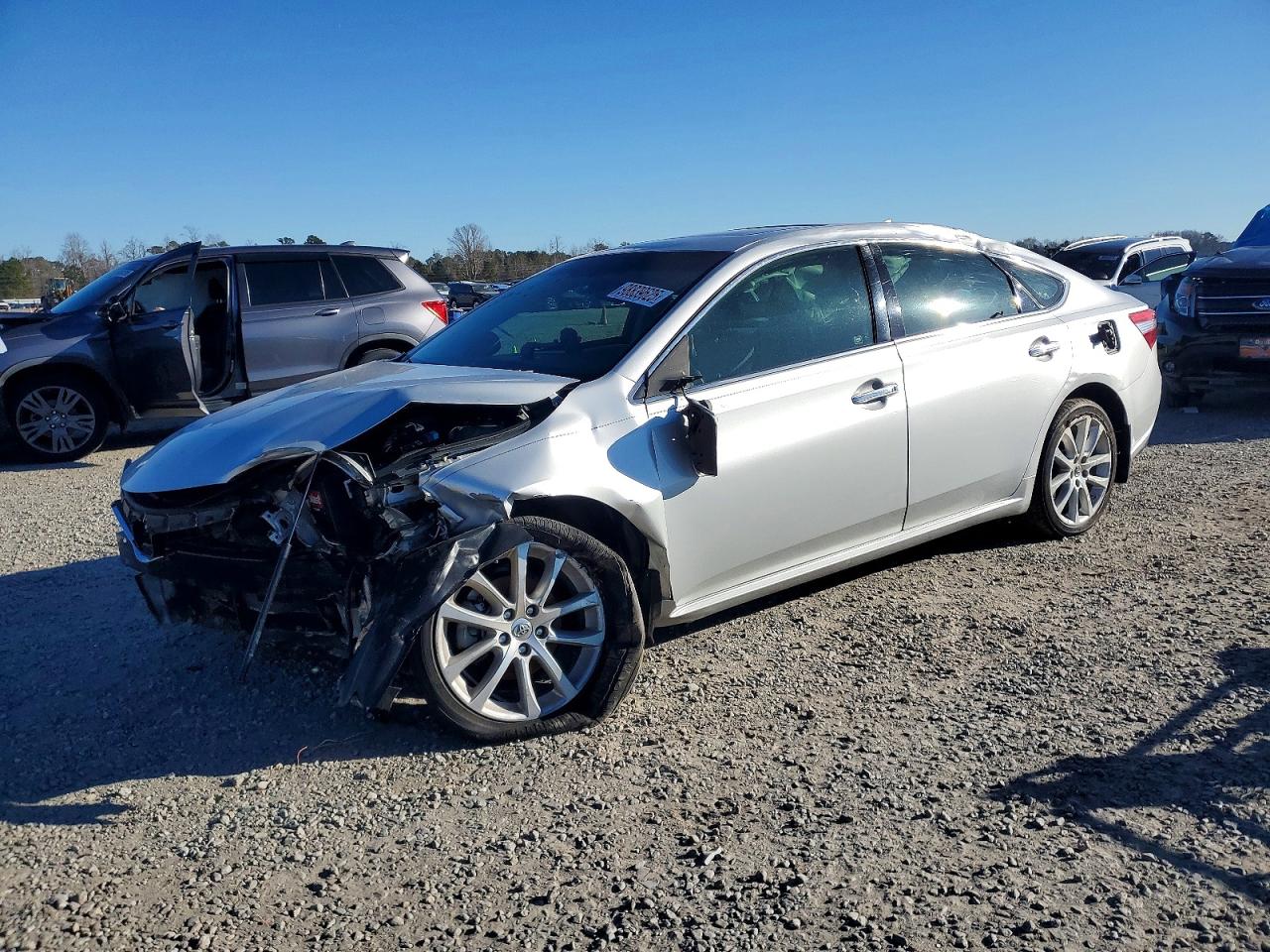 2013 TOYOTA AVALON