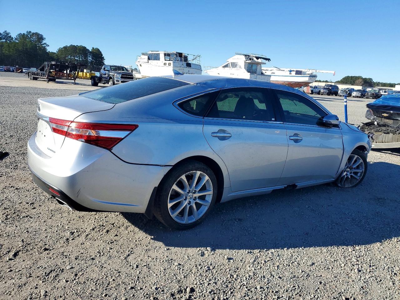 2013 TOYOTA AVALON BASE photo 7