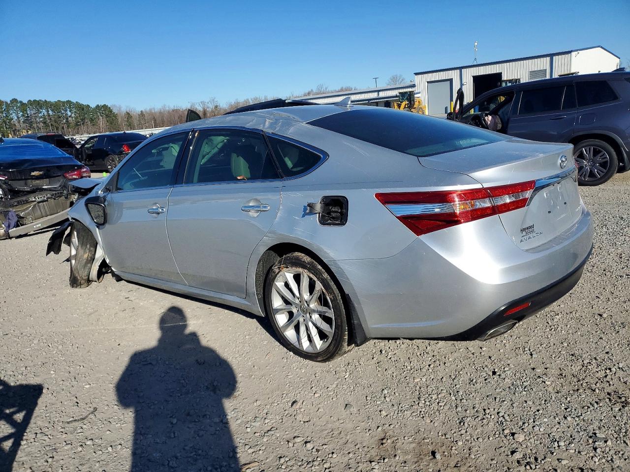 2013 TOYOTA AVALON BASE photo 4