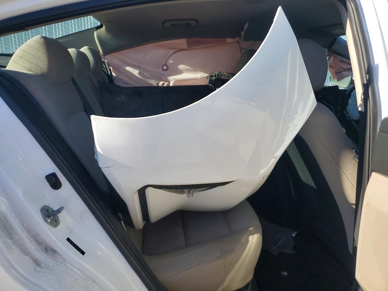 2019 HYUNDAI ELANTRA SEL photo 10