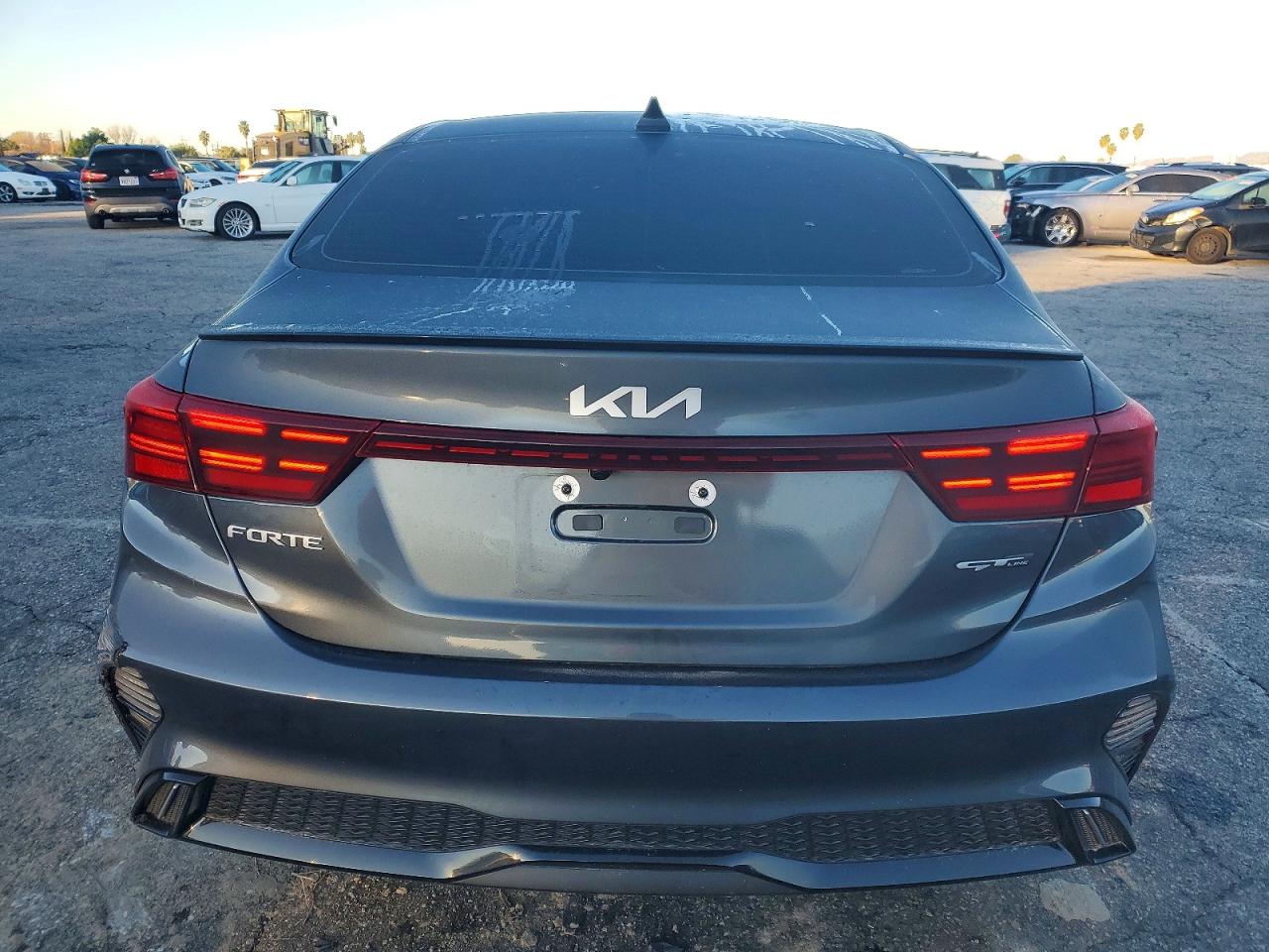 2024 KIA FORTE GT LINE photo 11